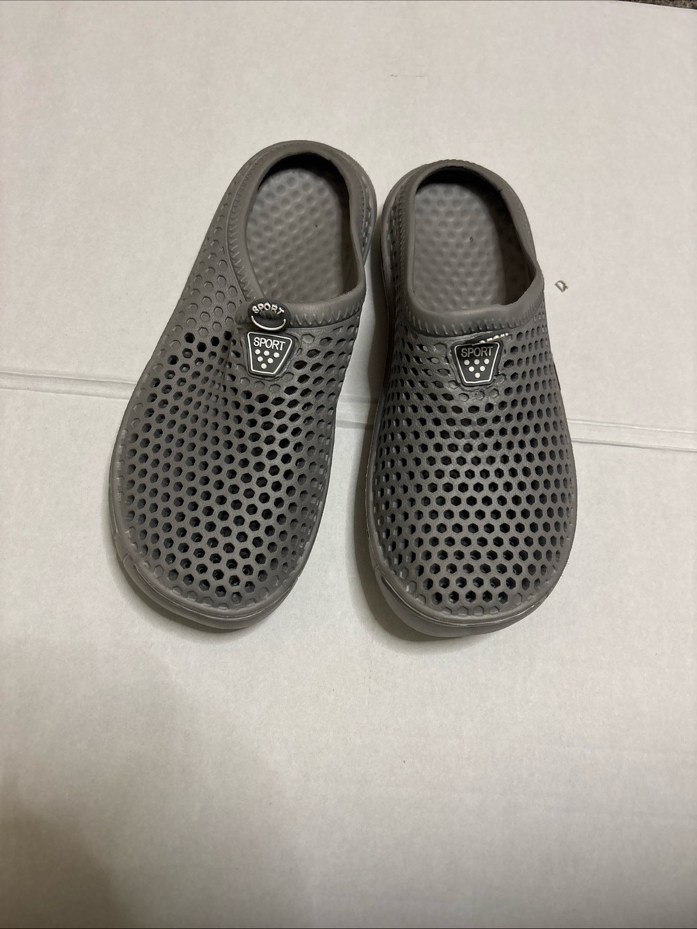 Sporto Style Women's Gray Perforated Slip-On Flats